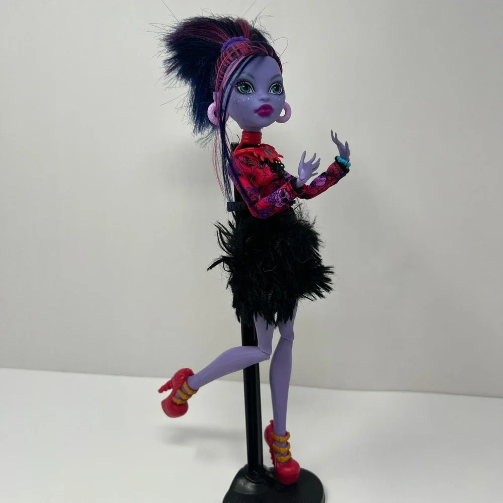 Monster High Jane Boolittle Gloom and Bloom Doll Purple